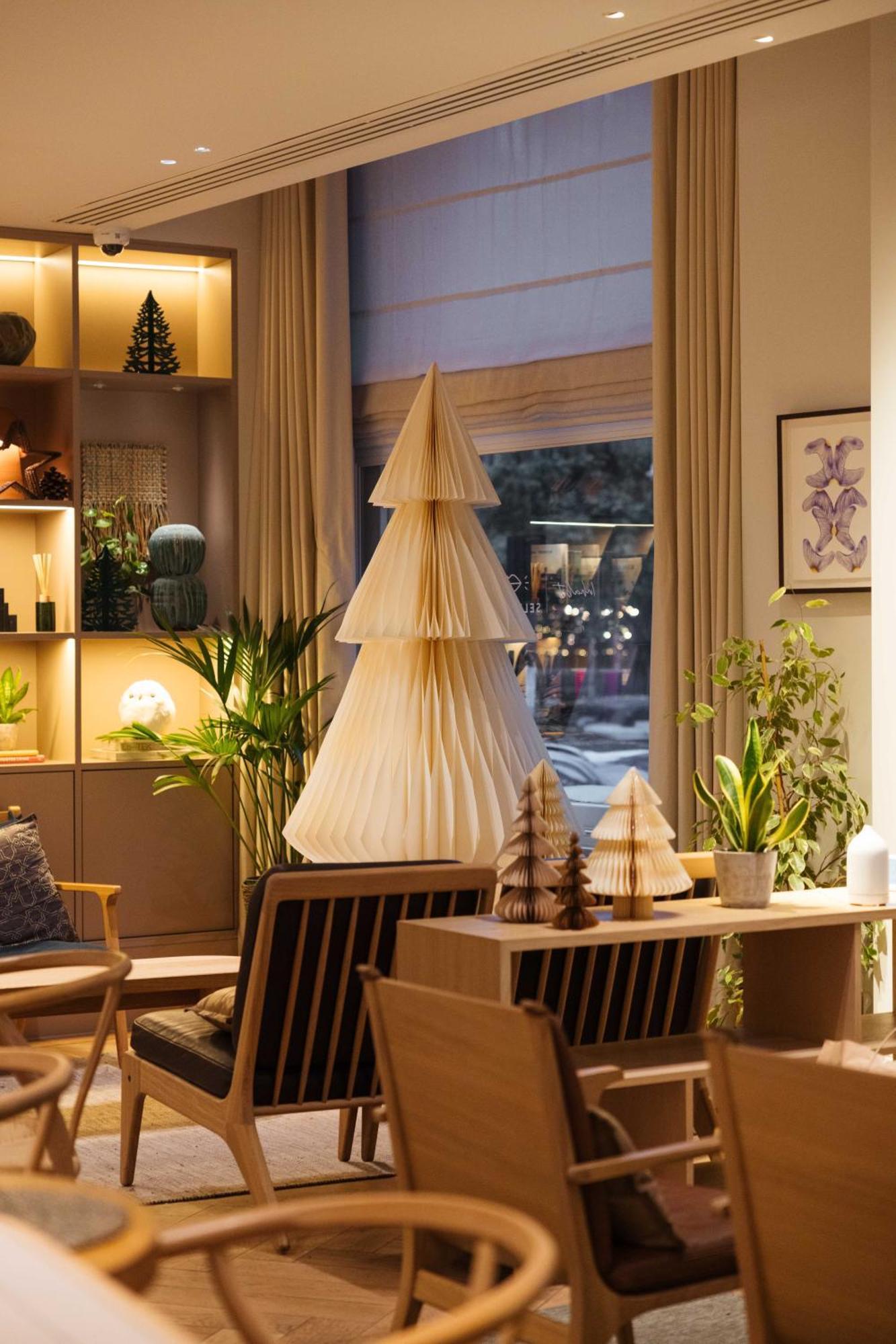 Inhabit Queen's Gardens, A Member Of Design Hotel Londres